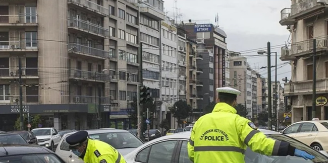 Yunanistan'da FETÖ üyesi 5 kişi sahte belgelerle yakalandı