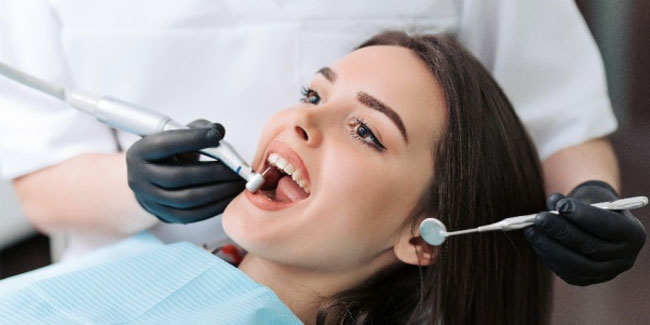 ’Çürük dişler kalp-damar hastalıklarına, romatizmaya ve ülsere yol açabilir