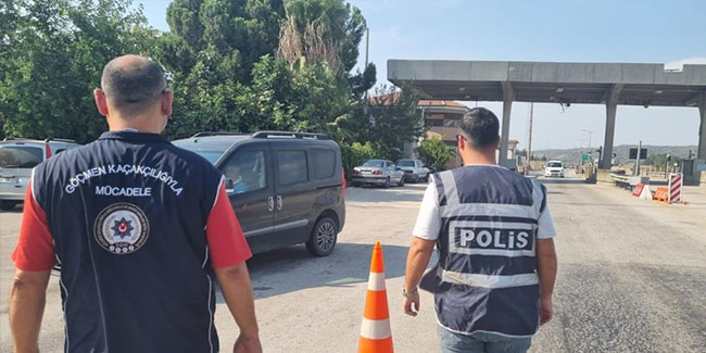 Osmaniye'de 17 düzensiz göçmen yakalandı