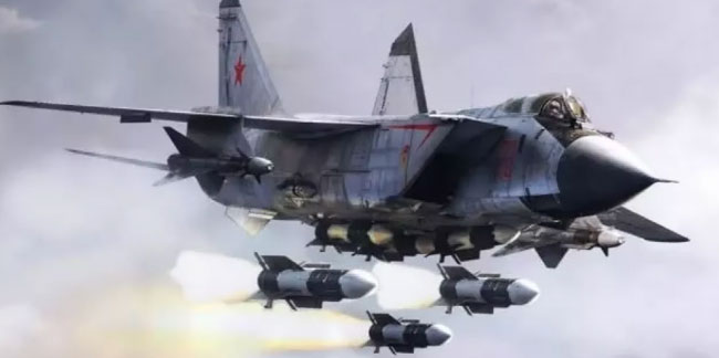 Tehlikeli gerilim: Rusya İngiliz uçağı yanından füze ateşledi