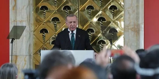 Erdoğan: ''Modern Sevr'leri yırtıp atıyoruz''
