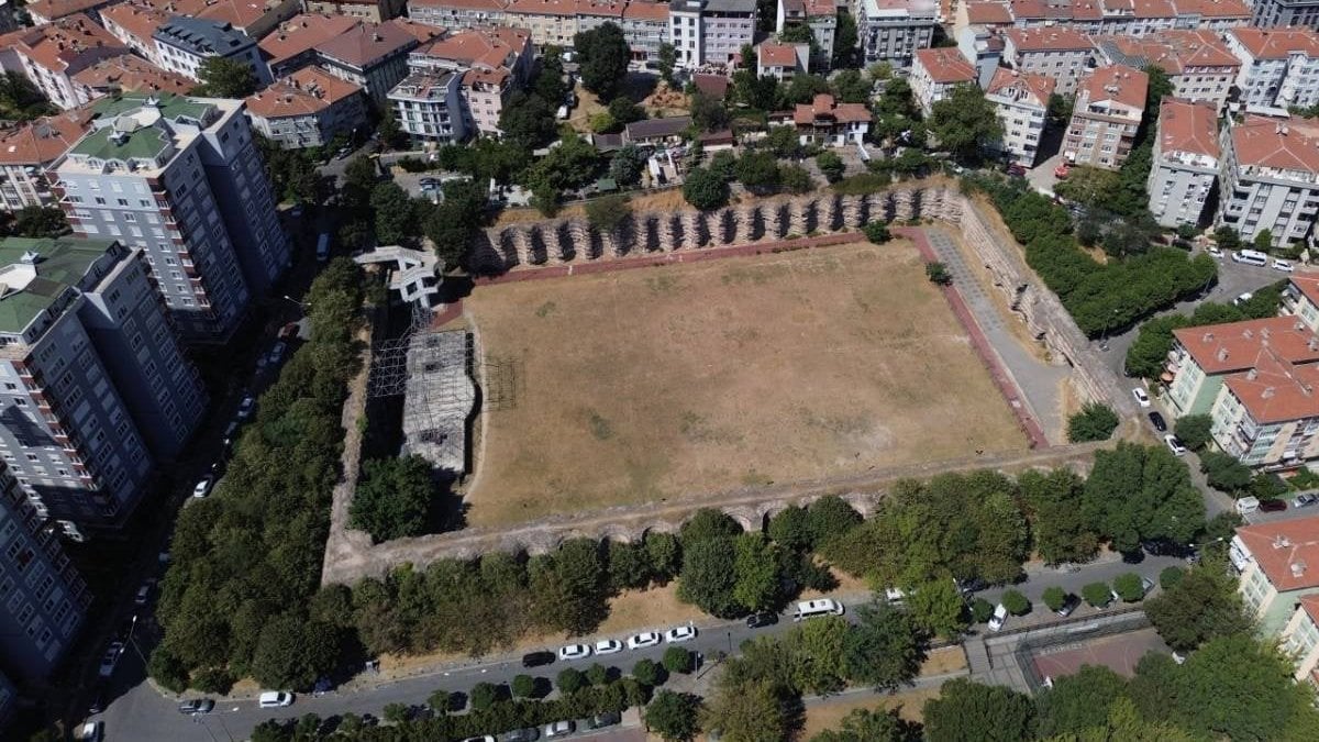 Bin 500 yıllık tarihi yapı MHP Milletvekili Levent Uysal’a kiralandı