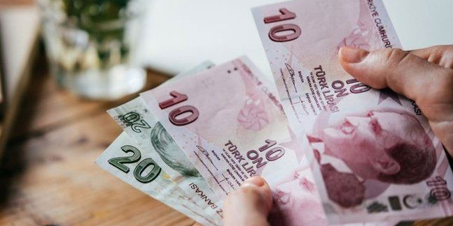 Asgari ücret için üzen sözler: 2022'de olacak gelişmeyi açıkladı