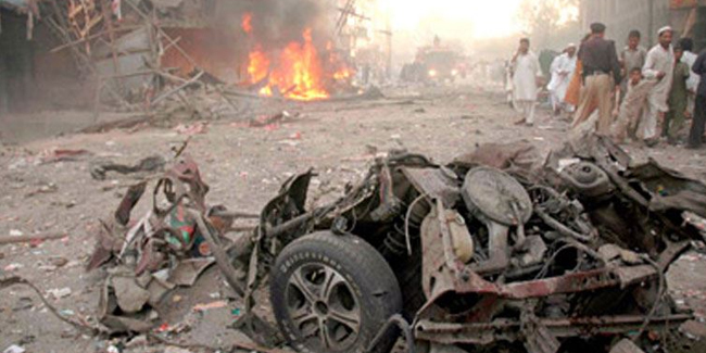 Afganistan'da çifte bombalı saldırı: 14 ölü, 45 yaralı