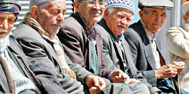 Türkiye'de yaşlı nüfusu her geçen sene artıyor
