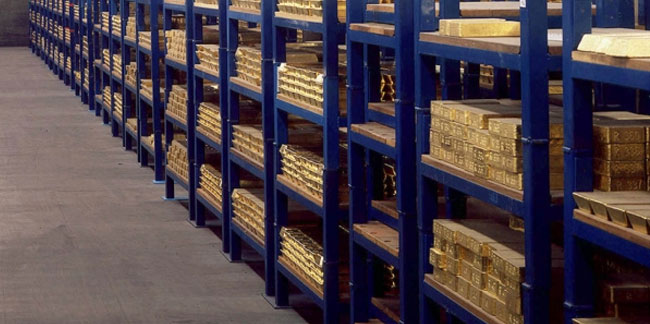 Rusya 140 milyar dolarlık altın rezervi için alıcı bulmakta zorlanıyor