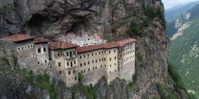 Sümela Manastırı'nın kapıları yeniden açılıyor
