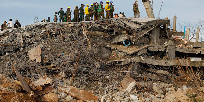 Kamboçya'da inşaat halindeki 7 katlı bina çöktü: 36 ölü