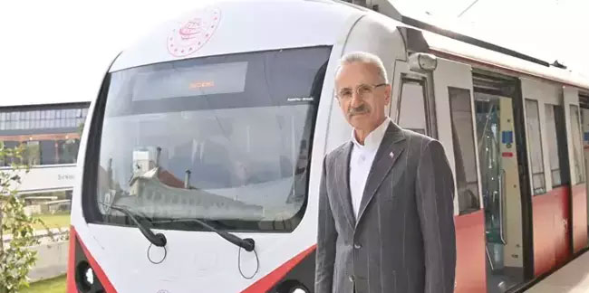 Bakan Uraloğlu açıkladı: 23 Nisan'da metro ücretsiz olacak