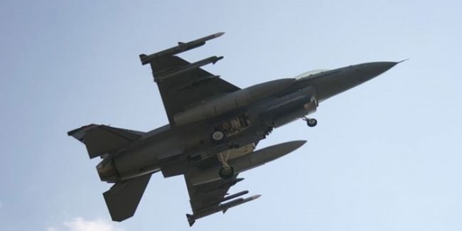 Eğitim uçuşu gerçekleştiren F-16 radarda kayboldu