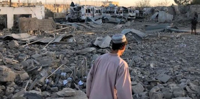 Afganistan'da seller nedeniyle 99 kişi öldü