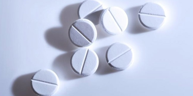 60 yaş üstü kişilerin her gün aspirin kullanması iç kanama riskini artırıyor