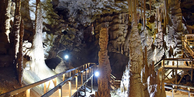 Karaca Mağarası'na ziyaretçi akını