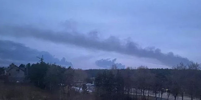 Rus füzeleri Polonya sınırındaki NATO üssünü vurdu!