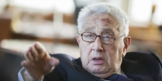 Eski ABD Dışişleri Bakanı Kissinger: Ukrayna, Rusya’nın şartlarını kabul etmeli
