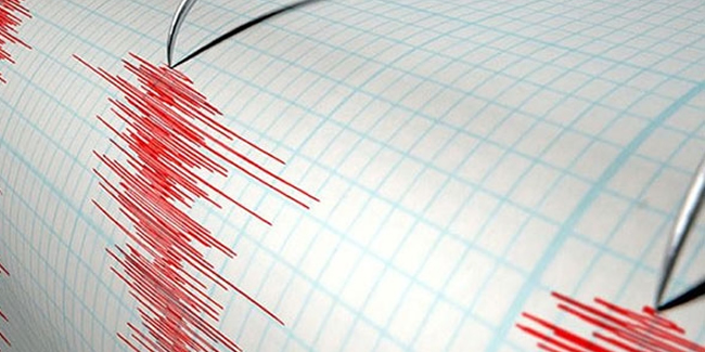 Akdeniz'de 4.7'lik deprem! Muğla açıklarında meydana geldi