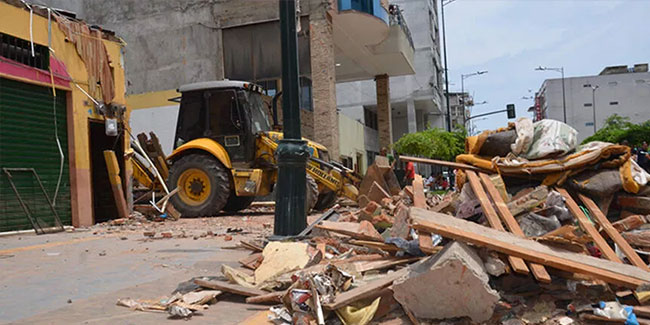 6.8'lik deprem Ekvador ve Peru'da 15 can aldı