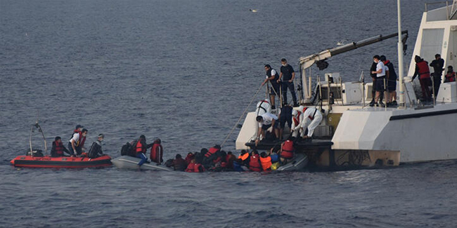 Yunanistan'ın ölüme terk ettiği 84 kaçak göçmen kurtarıldı