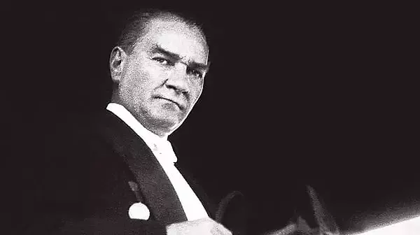Atatürk'ün Bugüne Kadar Çekilmiş En Net Fotoğrafı yayınlandı