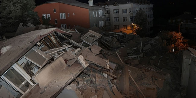 Sarıyer'de 11 katlı boş bina çöktü