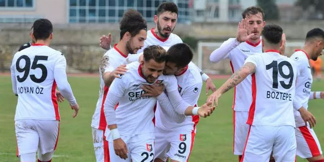 Uşakspor - Pazarspor maç sonucu: 2-0