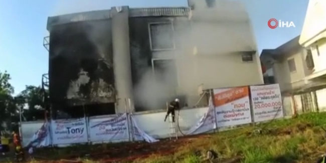 Tayland'da yanan bina çöktü: 3 ölü