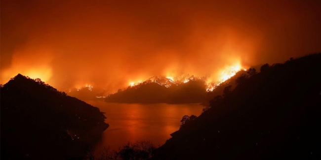 California’da 360 noktada yangın! Çalışmalardan acı haber geldi