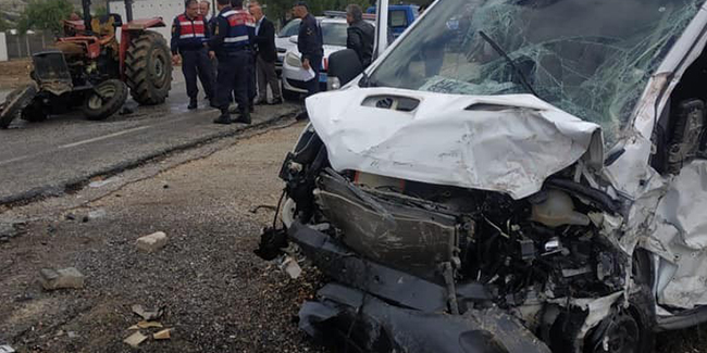 İzmir’de feci kaza: 1 ölü, 1'i ağır 3 yaralı