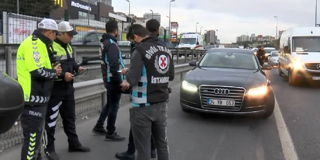 İstanbul'da 'çakarlı araç' denetiminin ilk gün bilançosu belli oldu