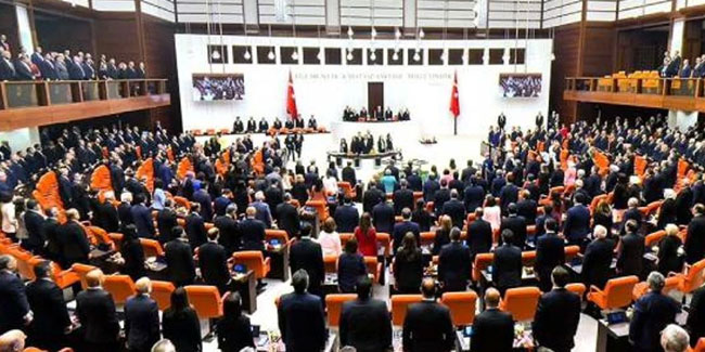 Meclis'te anayasa mesaisi başlıyor: Partilere ziyaretler yapılacak