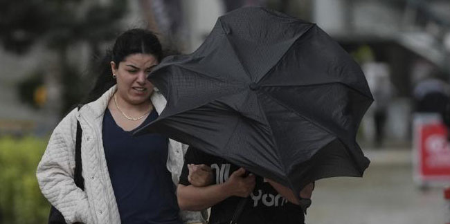 Ankara için kuvvetli rüzgar ve fırtına uyarısı