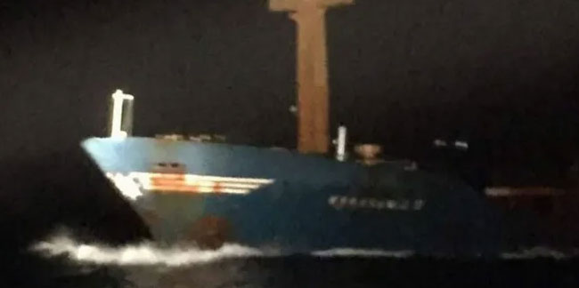 İstanbul’da gemi ile tekne çarpıştı! Yaralılar var