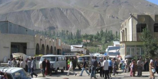 Taliban 5 Afgan güvenlik görevlisini öldürdü