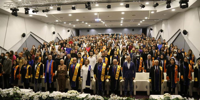 Avrasya Üniversitesi’nde 2022-2023 Akademik yılı törenle başladı