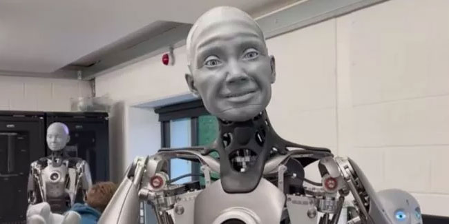 İnsansı robot Ameca CES 2022'de görücüye çıktı