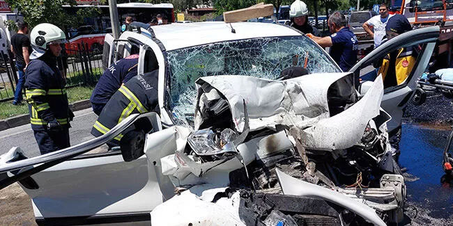 Bakan Soylu paylaştı! Trafik kazalarında 53 kişi hayatını kaybetti