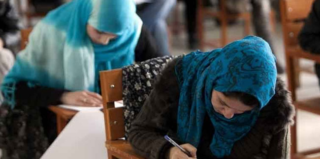 Özbekistan'da başörtüsü yasağı kalktı