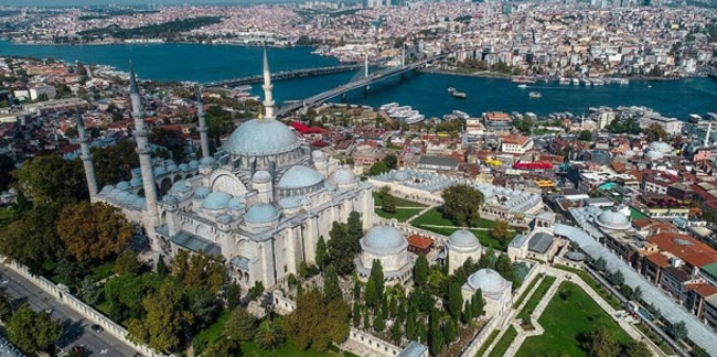 Tarihte bugün (16 Ağustos): Süleymaniye Camisi açıldı