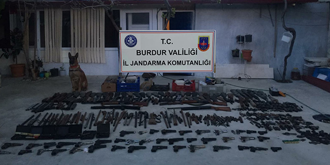 Burdur'da silah kaçakçılığı operasyonu