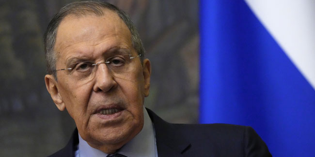 Lavrov: 'AB ve NATO, Rusya ile savaş için koalisyon kuruyor'