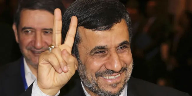 Ahmedinejad'dan göstericilere destek!
