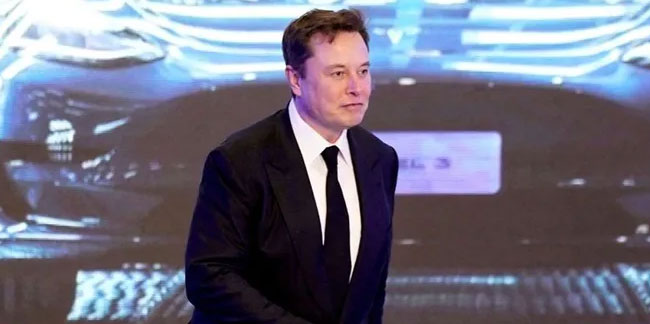 Elon Musk'tan tarihi rekor: 1 yılda 200 milyar dolar kaybetti