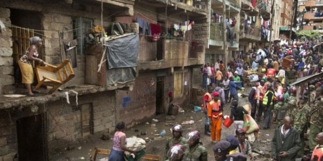 Kenya'da evleri yıkılan 8 bin kişi sokakta kaldı!