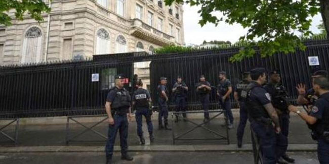 Katar’ın Paris Büyükelçiliği’ne saldırı! Güvenlik görevlisi öldürüldü