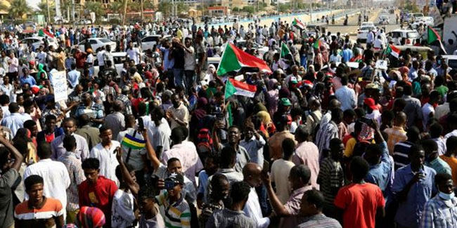 Sudan'da hükümet karşıtı göstericilere müdahale