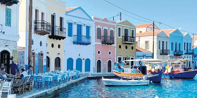 10 Yunan adasında kapıda vize başladı