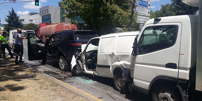 Bakırköy’de zincirleme trafik kazası