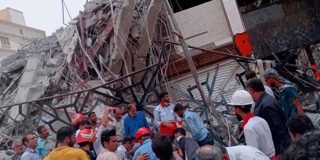 İran'da çöken binada arama çalışması sürüyor: Ölü sayısı 29'a çıktı