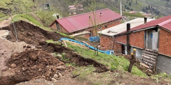 Trabzon'da heyelan tehlikesi! 8 ev boşaltıldı