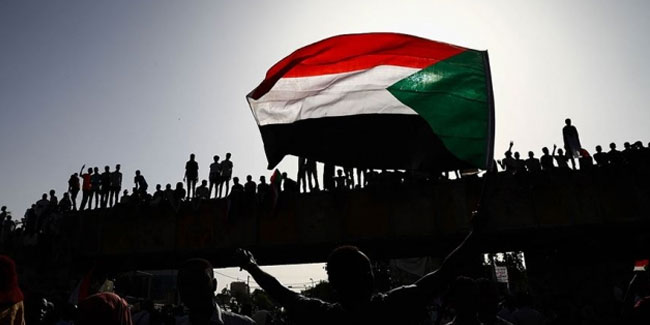 Sudan'da askeri yönetim karşıtı protestolarda 2 kişi hayatını kaybetti